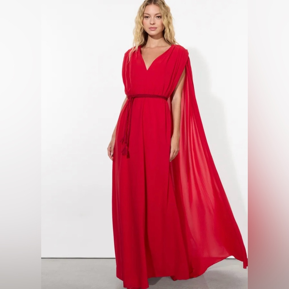 Brand new! Alice + Olivia maxi dress with cape